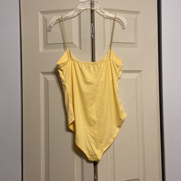 Yellow Bodysuit - Picture 4 of 5